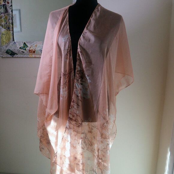Pink Floral Scarf Top​ - Picture 1 of 5